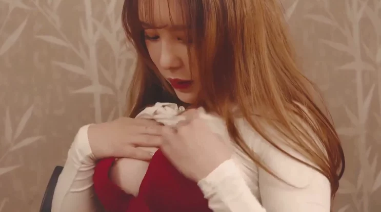 Bài học giáo dục giới tính ướt át của mẹ kế – Hàn Quốc