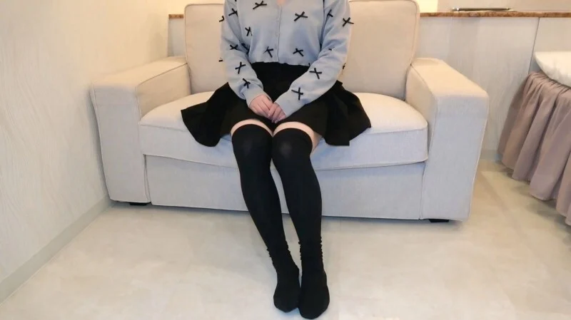 FC2_PPV_4582401 - Em gái mặt dễ thương mà thân hình phụ huynh – Nhật Bản